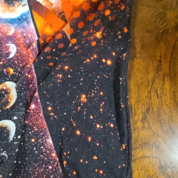 Medium Galaxy T-shirt - Picture 2 of 2